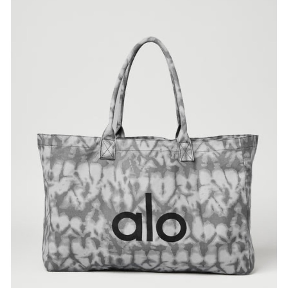 Alo Yoga Shopper Tote